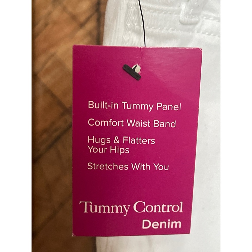 NEW Kim Rogers Plus Size Pull On Denim Capri White Pants Size 22W #30229371 - Picture 6 of 6